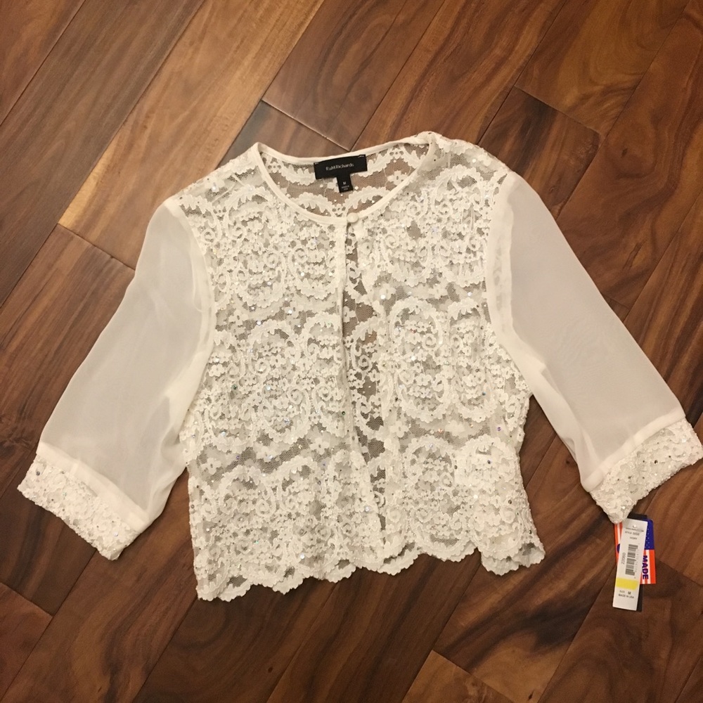 Cropped lace cardigan